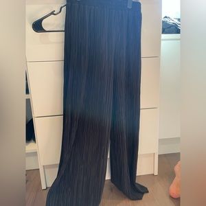 Black scrunch work pants flare